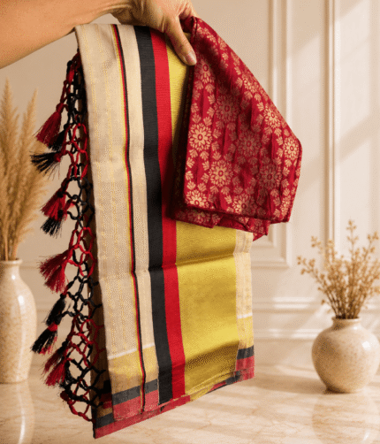 Kerala Tissue Setmund with Banarasi brocade blouse - Onachamayam